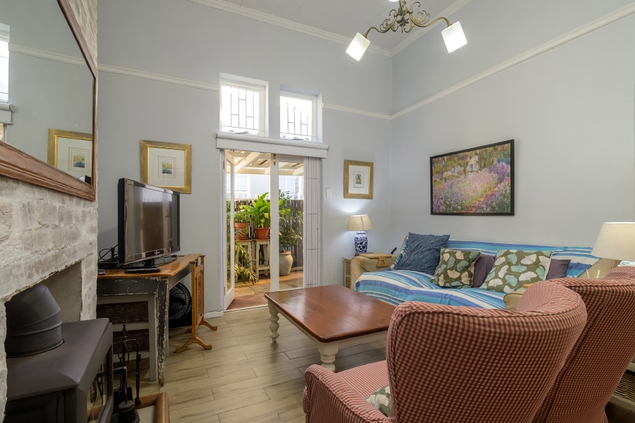 2 Bedroom Property for Sale in Claremont Western Cape